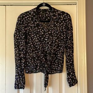 Banana republic navy floral button down with bow